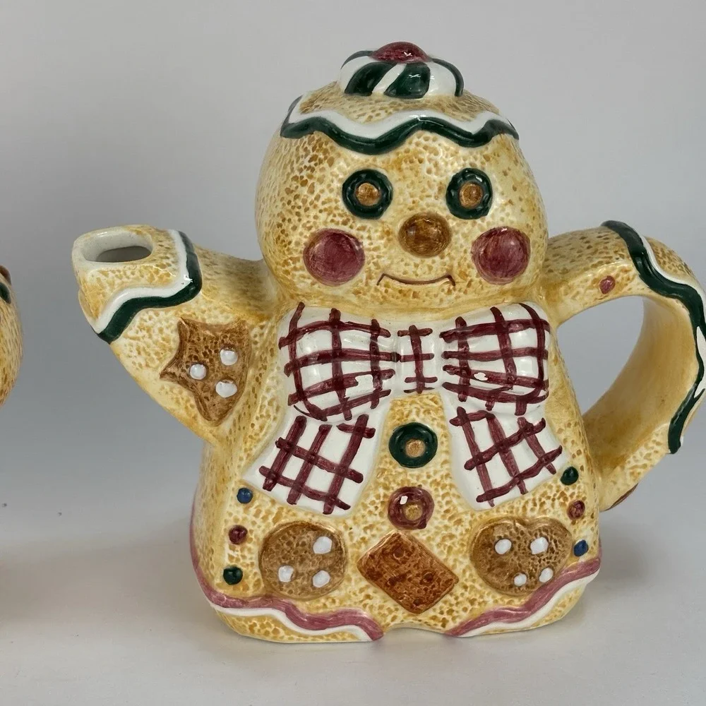 Gingerbread Man Set of 2 Tea Pot & Sugar Container 1996 Jay Import Co